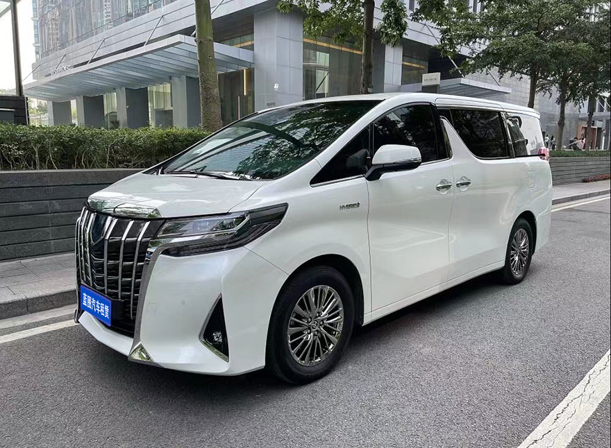 广州哪里有带司机自驾出租新款7人座丰田埃尔法商务车租赁
